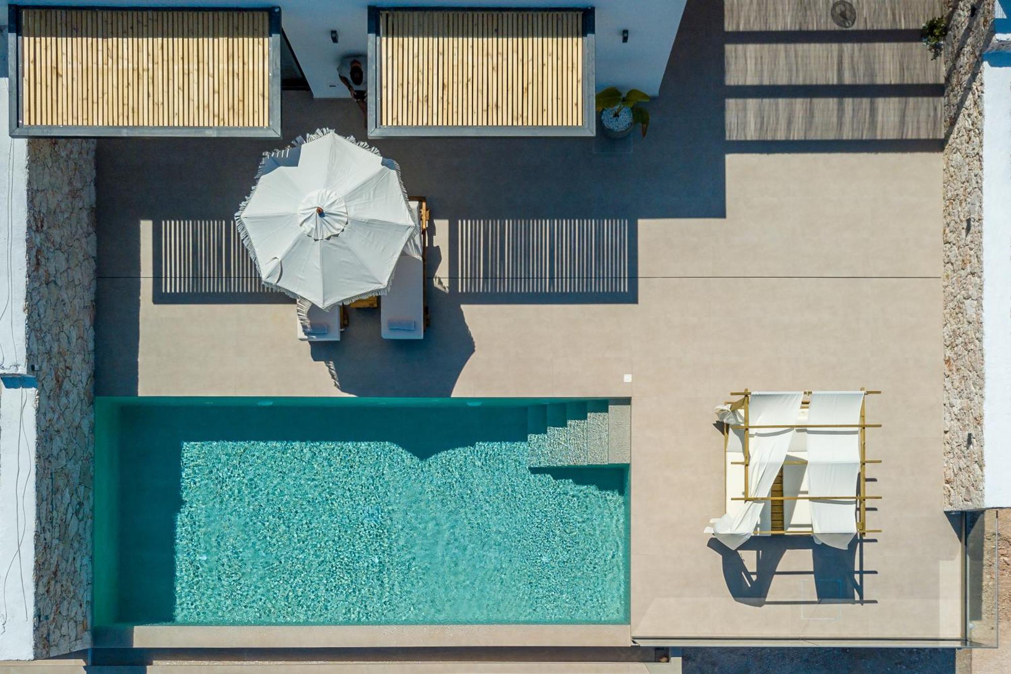 Villa Theros Luxury